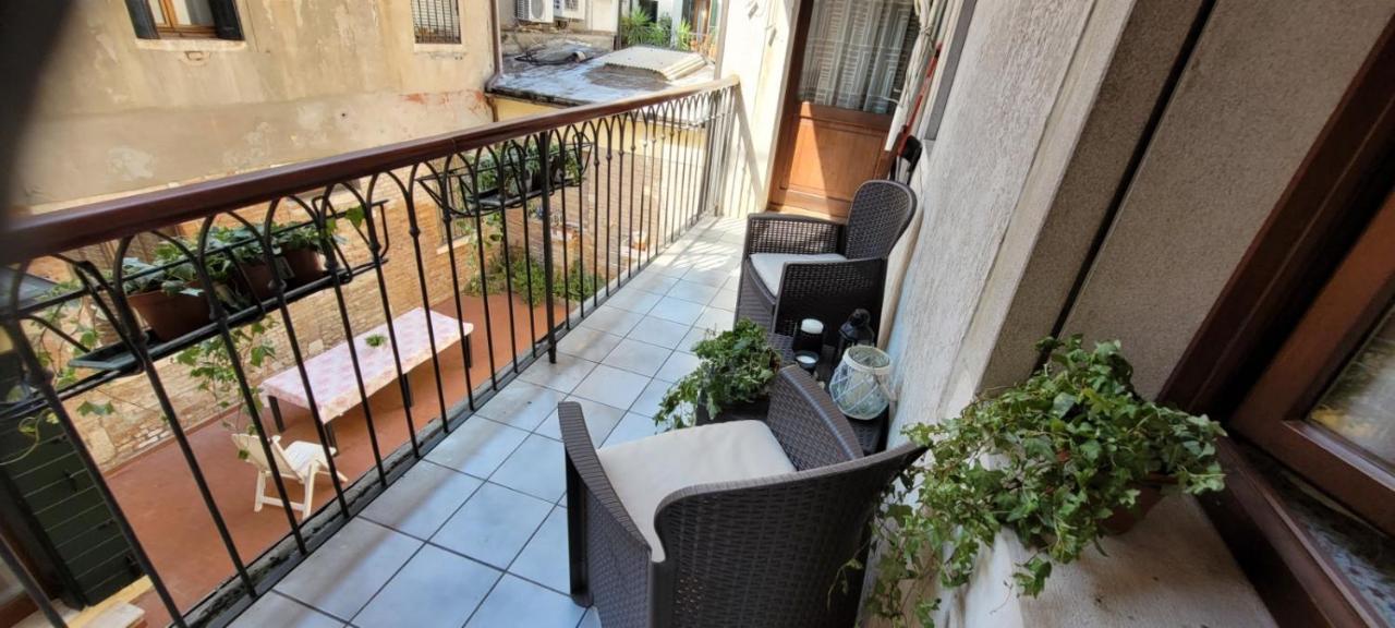 Appartamento Ca' Baby Venezia Esterno foto